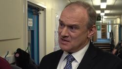 Ed Davey visits Stockport school News Clip