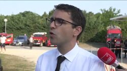 CLEAN : France's wildfires in Gironde: "the fire was rather well contained overnight" say authorities News Clip