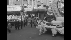 Danny Kaye appears in 1955 New York Thanksgiving Parade News Clip