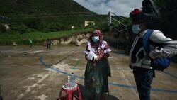 VOICED : La pelota maya, una tradición que rebota de cadera en cadera en Guatemala News Clip