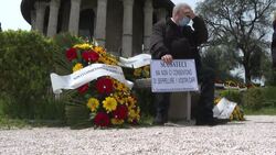 VOICED : Cientos de cuerpos a la espera de ser incinerados en Roma por lentitud burocrática News Clip