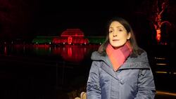 Magical Christmas light show at the Royal Botanic Gardens Kew ++REPLAY++ News Clip