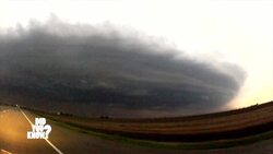 Spectacular Sky Phenomena: From Lenticular Clouds to Supercells Instructional Video