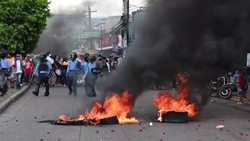 CLEAN : Honduran street vendors protest against work restrictions amid pandemic News Clip