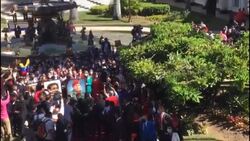 CLEAN : Venezuelan MPs arrive for parliamentary inaugural session News Clip