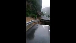 Typhoon Doksuri causes floods, road collapses in China News Clip