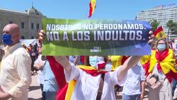 CLEAN : Right-wing protests in Spain against plan to pardon Catalan separatists News Clip