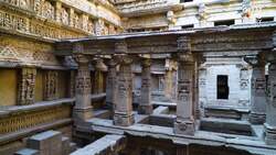 A Stepwell Fit For a King Built By a Queen Instructional Video