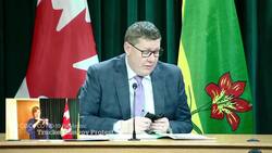 Trucker vaccine mandate blamed for empty shelves as convoy heads to Ottawa News Clip