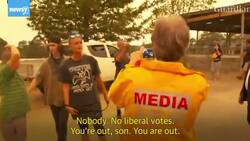 New South Wales Residents Weigh Evacuation Amid Tragic Bushfires News Clip