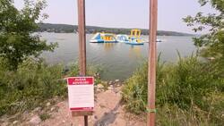 Algae blooms force kayaks off Minnedosa Lake News Clip