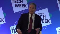 Starmer discusses the risks and benefits of AI News Clip