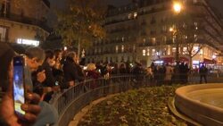 CLEAN : Parisians watch Josephine Baker's entry to the Pantheon News Clip