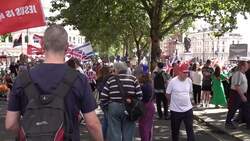 Tommy Robinson addresses crowds in Trafalgar Square News Clip