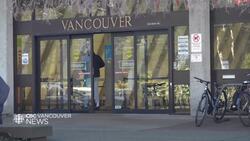 Concrete falls from ceiling of busy Vancouver pool News Clip