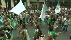 CLEAN : Argentina: women march to Congress to demand legal abortion News Clip