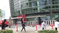 CLEAN : LA Lakers' stadium signage removed from arena ahead of rebrand News Clip