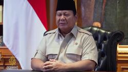 Jakarta rocked by violent protests over rising costs and police violence News Clip