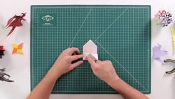 How to Make Origami Lips Instructional Video