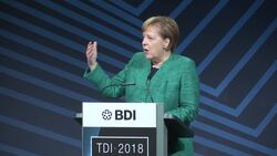 Merkel warns deal on Britain's future ties with EU shouldn't be too vague Instructional Video