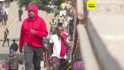 Fearing protests, Kenyan authorities barricade capital News Clip