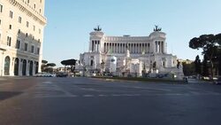Empty streets and tourist hotspots in Rome during covid-19 lockdown News Clip