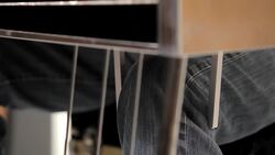 How to Use the Knee Levers on a Pedal Steel Guitar Instructional Video