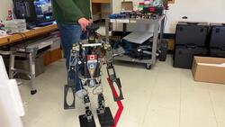 Watch this Laurentian University robot score a three-pointer Instructional Video