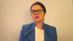 UK Hospitality CEO: Mandatory vaccine passport scheme would not work for high street businesses News Clip