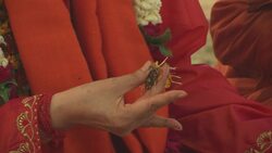 Transgender monastic group joins Hindu festival Instructional Video