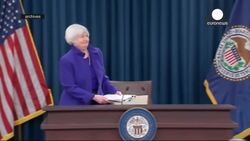 US central bank in wait-and-see mode amid market turbulence News Clip
