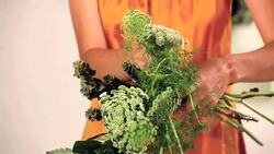 How to Make an Inexpensive Floral Arrangement, Part 1 Instructional Video
