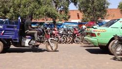 CLEAN : Burkina Faso: Opposition and businesses protest internet blackout News Clip