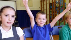 Sir Linkalot: "Little Ted Talks" - How to spell interest Instructional Video