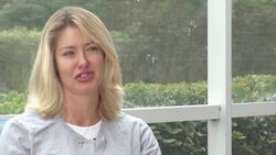 Parkland parents reflect on iconic photo Instructional Video