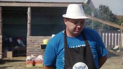 Soup Off - contestants battle it out for fish soup top prize Instructional Video