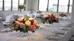 8 Tips for Picking a Wedding Table Centerpiece Instructional Video