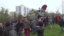 CLEAN : Monumental mechanical dragon parades through Calais News Clip