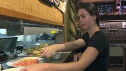 Restaurants face worker shortage amid holiday peak News Clip