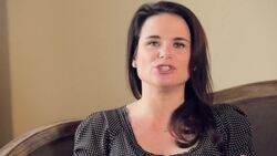 How to Ask Colleagues Out for Drinks after Work Instructional Video