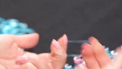 How to Make a Zigzag Rainbow Loom Bracelet Instructional Video