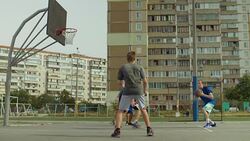 Offensive team passing ball and scoring point Stock Footage