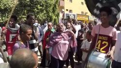 CLEAN : Sudanese anti-coup protesters take to streets of Khartoum News Clip