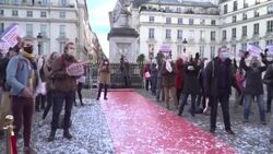CLEAN : Greenpeace stages spoof ceremony highlighting climate inaction in French politics News Clip