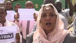 Strikers in Sudan demand army hand over power Instructional Video