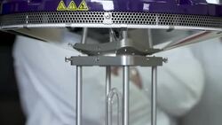 VOICED : Robots sellan la esterilización en hospital para el coronavirus en Ecuador News Clip