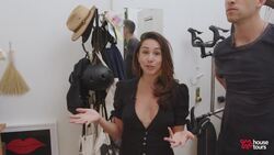 This Floral Designer’s 550-Square-Foot NYC Rental Feels Huge Instructional Video