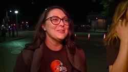 Fans React After Cleveland Browns' First Win Since 2016 Stock Footage