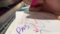 CLEAN : STOCKSHOTS: ballpoint pens News Clip