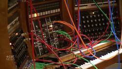 Artist plays music on synthesizer using only her mind News Clip